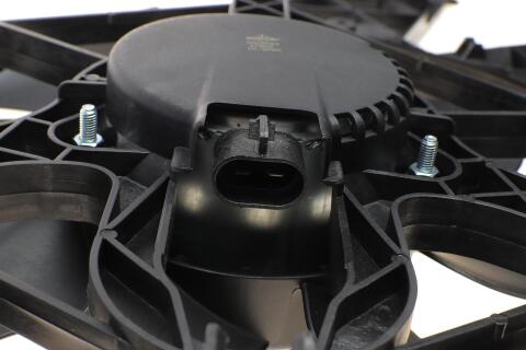 Вентилятор радіатора Fiat Doblo/Ducato 1.3-2.0D 10- (з дифузором)