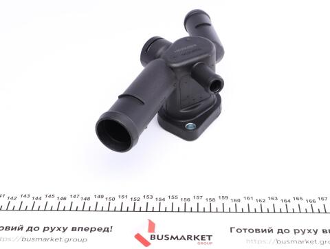 Фланець системи охолодження VW T5 2.0i 03- Фланець системи охолодження VW T5 2.0i 03-
