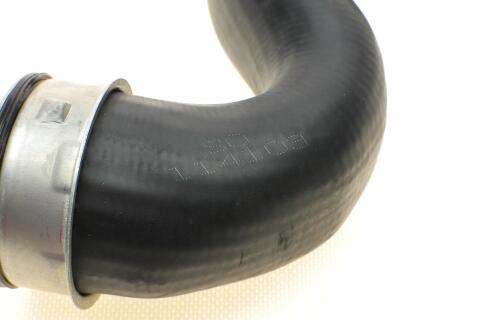 Патрубок інтеркулера Skoda Superb/VW Passat 1.9TDI 00-08
