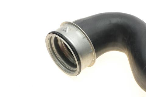 Патрубок інтеркулера Skoda Superb/VW Passat 1.9TDI 00-08