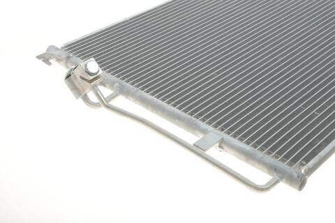 Радіатор кондиціонера MB Sprinter 906 06-