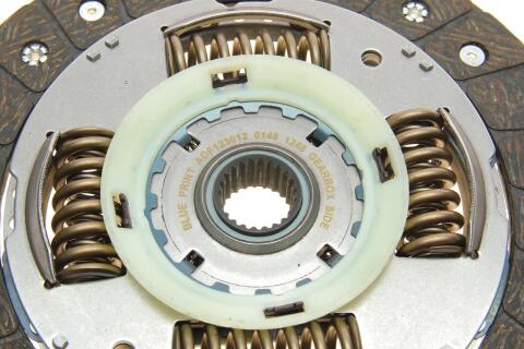 Комплект зчеплення Ford Connect 1.8TDCi 02-13 (d=236mm)