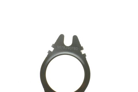 Прокладка клапана EGR Citroen Jumper/Jumpy/Peugeot Boxer/Expert 2.0 HDi 15- Прокладка клапана EGR Citroen Jumper/Jumpy/Peugeot Boxer/Expert 2.0 HDi 15-