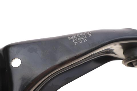 Важіль підвіски (передній) (R) Mazda 6 02-07