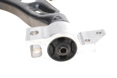 VW Важіль передній лівий (без шарикопідшипника) Audi A3, Golf V, VI, Caddy III, Touran, Skoda 03-