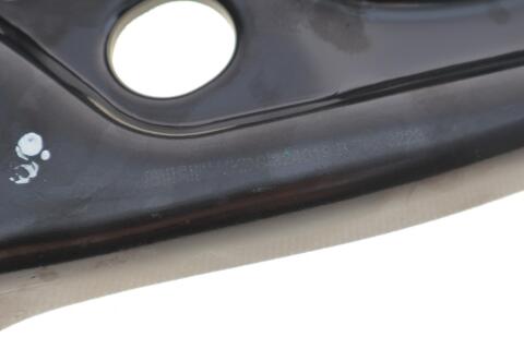 Важіль підвіски (передній/знизу) (L) Ford Fiesta 1.25-1.6D 08-