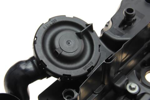 Кришка клапанів BMW 5 (F10/F07)/X5 (E70/F15/F85) 3.0 08-18 (N57) D40