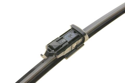 Щетки стеклоочистителя (650/450 мм) BMW 6 (G32) 13-