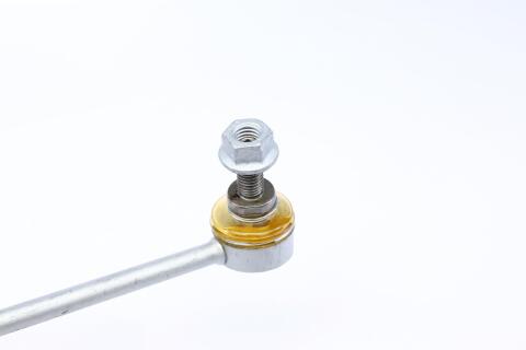 Тяга стабілізатора (переднього) (R) BMW X3 (E83) 2.0-3..0/2.0-3.0d 03-11 Тяга стабілізатора (переднього) (R) BMW X3 (E83) 2.0-3..0/2.0-3.0d 03-11