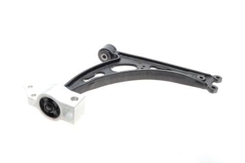 Рычаг подвески (передний/снизу) (R) Audi A3/Skoda Octavia/SuperB/VW Caddy III/Golf V/VI 03- Рычаг подвески (передний/снизу) (R) Audi A3/Skoda Octavia/SuperB/VW Caddy III/Golf V/VI 03-