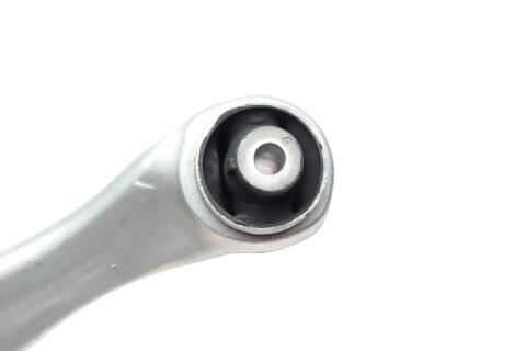 Рычаг подвески (передний/снизу) (L) BMW 5 (F10/F18)/6 (F13) 2.0D-4.4 10-
