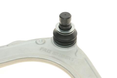 Рычаг подвески (передний/сверху) (L) BMW X5 (E70/F15/F85)/X6 (E71/E72/F16/F86) 07- M57/N55/N57/N62 Рычаг подвески (передний/сверху) (L) BMW X5 (E70/F15/F85)/X6 (E71/E72/F16/F86) 07- M57/N55/N57/N62
