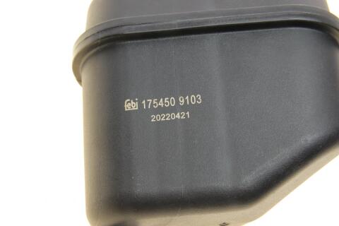 Бачок розширювальний BMW 3 (F30)/4 (F32) 12- (B48/N20) Бачок розширювальний BMW 3 (F30)/4 (F32) 12- (B48/N20)
