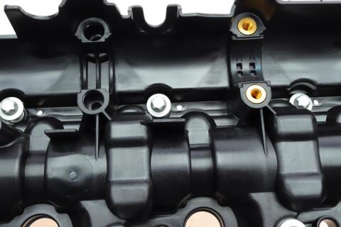 Крышка клапанов BMW 5 (F10/F07)/X5 (E70/F15/F85) 3.0 08-18 D40 (N57)