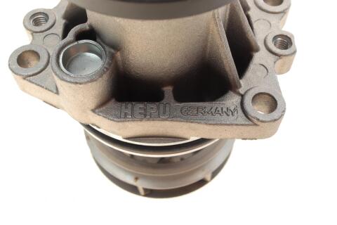 Помпа воды BMW 3 (E36) 90-00/5 (E34/E39) 87-03/7 (E38) 94-01/Opel Omega 93-03