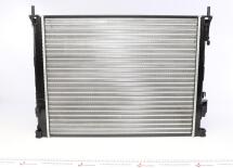 Радіатор охолодження Renault Trafic 1.9dTi/dCi 01- Радіатор охолодження Renault Trafic 1.9dTi/dCi 01-