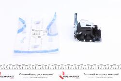Кронштейн крепления глушителя (средний) Renault Megane II/Scenic II 02- Кронштейн крепления глушителя (средний) Renault Megane II/Scenic II 02-