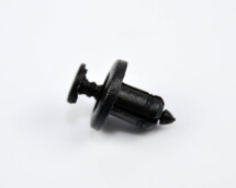 Кліпса кріплення обшивки Renault Trafic II (чорна, подвійна, під закрутку, велика) Кліпса кріплення обшивки Renault Trafic II (чорна, подвійна, під закрутку, велика)