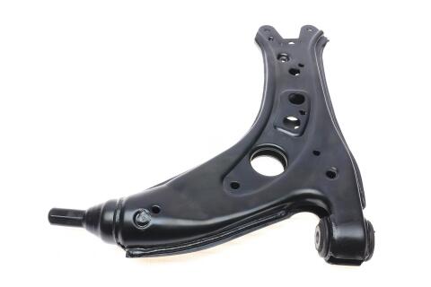 Рычаг подвески (передний/снизу) Seat Cordoba/Ibiza 02-09/VW Polo 01-/Skoda Fabia 99-14/Roomster 06- Рычаг подвески (передний/снизу) Seat Cordoba/Ibiza 02-09/VW Polo 01-/Skoda Fabia 99-14/Roomster 06-