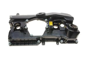 Крышка клапанов BMW 3 (E90)/X3 (E83) (N46 B20) 2.0 и 04-15