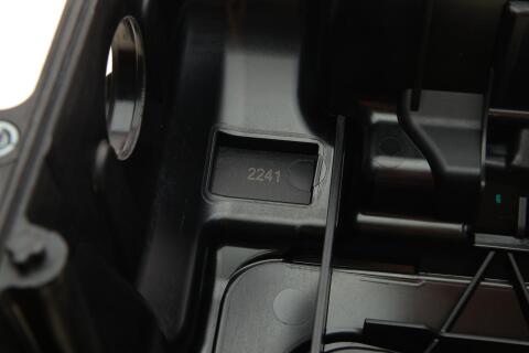 Кришка клапанів BMW 3 (F30/F80)/4 (F32/F82)/5 (F10/)X5 (F15/F85) (N20 B20 A/B/C/D) 09- Кришка клапанів BMW 3 (F30/F80)/4 (F32/F82)/5 (F10/)X5 (F15/F85) (N20 B20 A/B/C/D) 09-