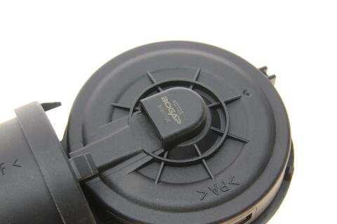 Клапан вентиляції картера BMW 3 (E36)/5 (E39)/7 (E38) 90-04 (сапун) Клапан вентиляції картера BMW 3 (E36)/5 (E39)/7 (E38) 90-04 (сапун)