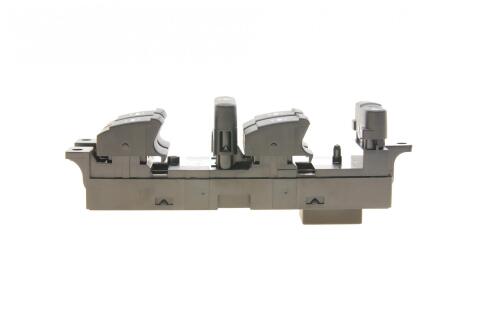 Кнопка склопідйомника VW Golf/Bora/Passat 97-05 (блок) Кнопка склопідйомника VW Golf/Bora/Passat 97-05 (блок)
