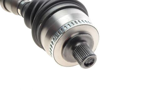 Піввісь (передня) Audi A4/VW Passat 1.8-2.3 95-05 (R) (33x30x622/45ABS) Піввісь (передня) Audi A4/VW Passat 1.8-2.3 95-05 (R) (33x30x622/45ABS)