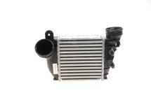 Радиатор интеркулера VW Golf/Bora/Skoda Octavia/Seat Leon 1.9TDI 00-10 Радиатор интеркулера VW Golf/Bora/Skoda Octavia/Seat Leon 1.9TDI 00-10