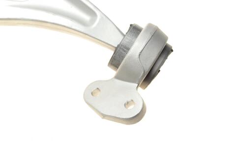 Важіль підвіски (передній/знизу) (R) BMW 3 (E46) 98- (з сайлентблоком)