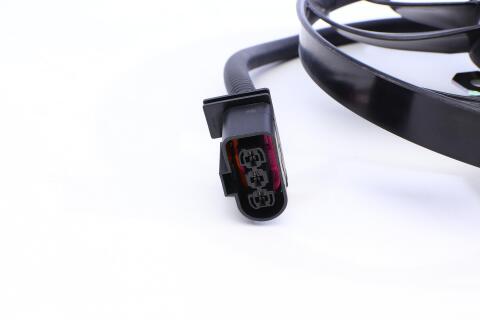 Вентилятор охолодження двигуна Audi A3/TT/Skoda Fabia/Octavia/VW Bora/Golf/Polo 1.0-2.3 96- Вентилятор охолодження двигуна Audi A3/TT/Skoda Fabia/Octavia/VW Bora/Golf/Polo 1.0-2.3 96-