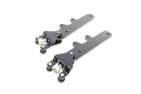 Ролик дверей (бічних/нижній) Fiat Doblo 10- (R) (з кронштейном)