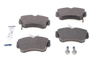 Колодки гальмівні (передні) Chrysler PT Cruiser 00-/Dodge Neon 99-