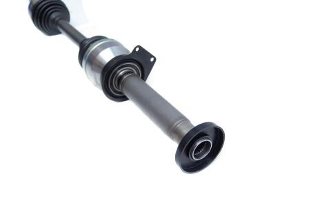 Піввісь VW T5 2.0TDI/2.5TDI 103kw 11- (R) (26x38x878) Піввісь VW T5 2.0TDI/2.5TDI 103kw 11- (R) (26x38x878)