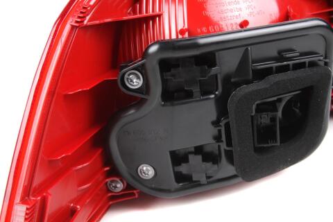 Ліхтар задній VW Passat 10-14 (R)