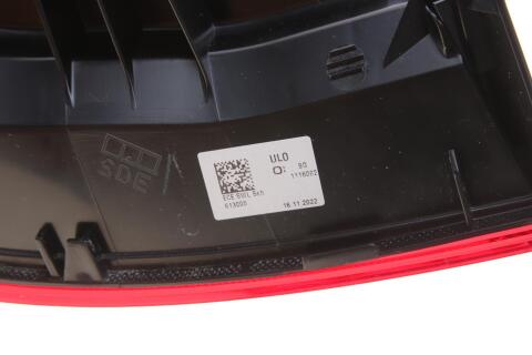 Фонарь задний MB E-class (W212) 13-16 (R)