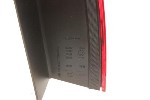 Фонарь задний MB E-class (W212) 13-16 (R)