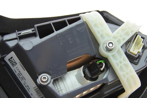 Фонарь задний MB C-class (S205) 14-(R)