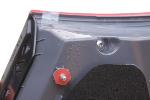 Фонарь задний MB C-class (S205) 14-(L)