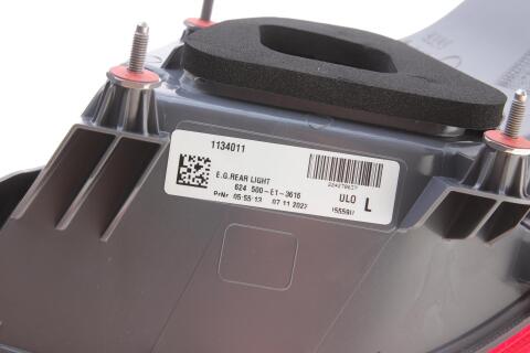 Фонарь задний MB C-class (S205) 14-(L)