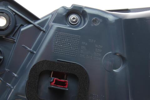 Ліхтар задній BMW 5 (G30/F90) 17-20 (L) Ліхтар задній BMW 5 (G30/F90) 17-20 (L)