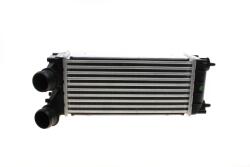 Радіатор інтеркулера Citroen Berlingo/Peugeot Partner 1.6HDi/BlueHDi 08- Радіатор інтеркулера Citroen Berlingo/Peugeot Partner 1.6HDi/BlueHDi 08-