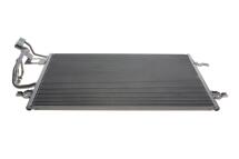 Радіатор кондиціонера VW Passat 1.6-2.8i/1.9-2.5TDI 00-05 Радіатор кондиціонера VW Passat 1.6-2.8i/1.9-2.5TDI 00-05