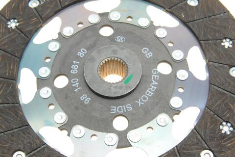 Комплект зчеплення Citroen C3/C4/Peugeot 207/208/308 1.6 HDi 07- (d=240mm) Комплект зчеплення Citroen C3/C4/Peugeot 207/208/308 1.6 HDi 07- (d=240mm)