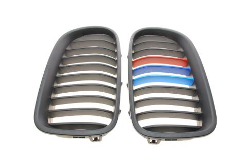 Решетка радиатора BMW 5 (F10) 10-17 (Черный матовый) (M-Technic) (к-кт)