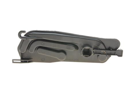 Кронштейн радиатора BMW 5 (E60)/7 (E65/E66/E67) 01-10 (L) Кронштейн радиатора BMW 5 (E60)/7 (E65/E66/E67) 01-10 (L)