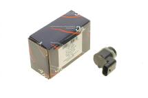 Датчик парковки (передній) VW Golf V/Passat/Touran 03-15 Датчик парковки (передній) VW Golf V/Passat/Touran 03-15