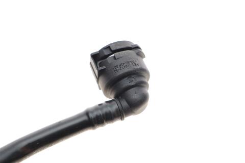 Патрубок системи охолодження BMW 3 (E90-E92)/X3 (E83)/X5 (E70) 3.0D 06-13 M57