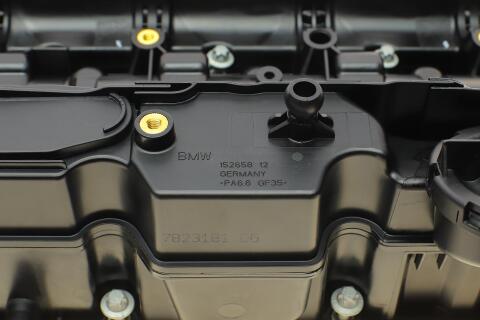 Крышка клапанов BMW 5 (F10)/3 (E90/F30) 3.0D 07- (N57/M57)