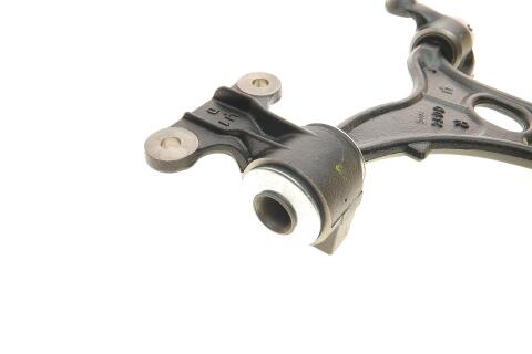 Важіль підвіски (передній/знизу) (R) Citroen C8/Peugeot 807 02-